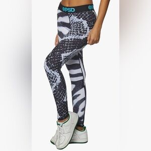 PSD Women’s split zebra & snakeskin print leggings Size XL NWOT